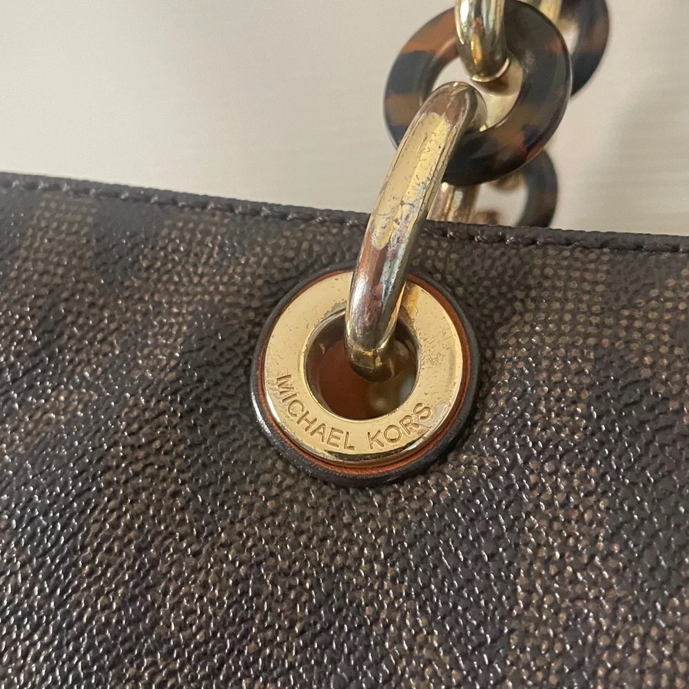 MICHAEL Michael Kors Brown Signature Coated Canvas Medium Cynthia Tote Purse